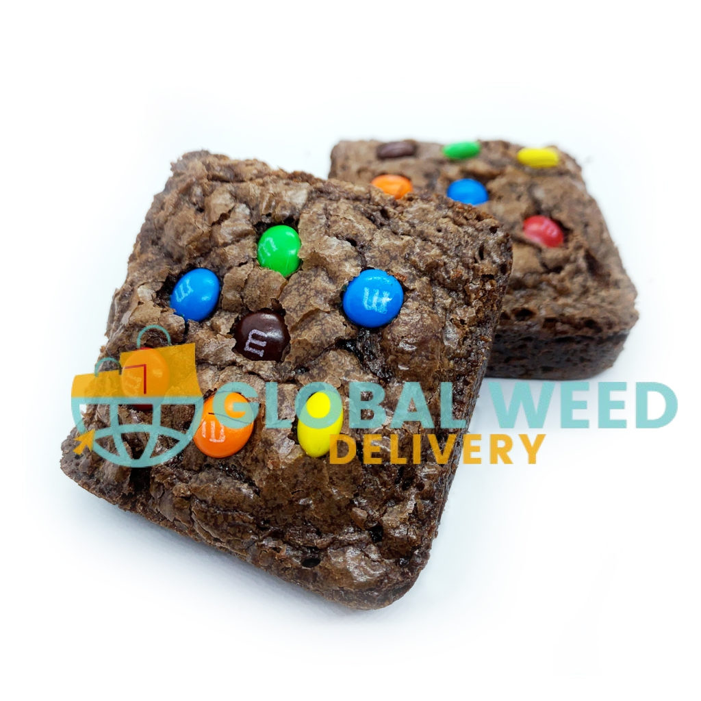 Canndy-Shop-Edibles-THC-Milk-Chocolate-Brownies-with-Mini-MMs-1024x1024 buy Brownies edibles